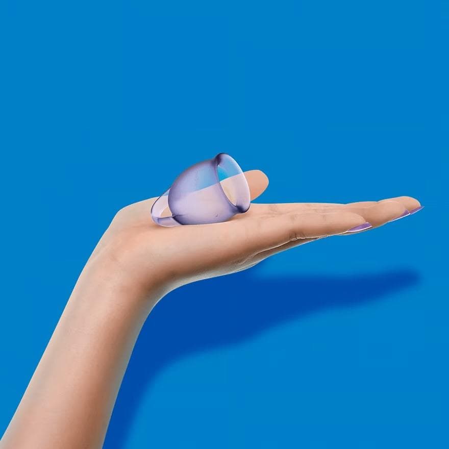 Satisfyer Feel Confident Menstrual Cup Lila 3